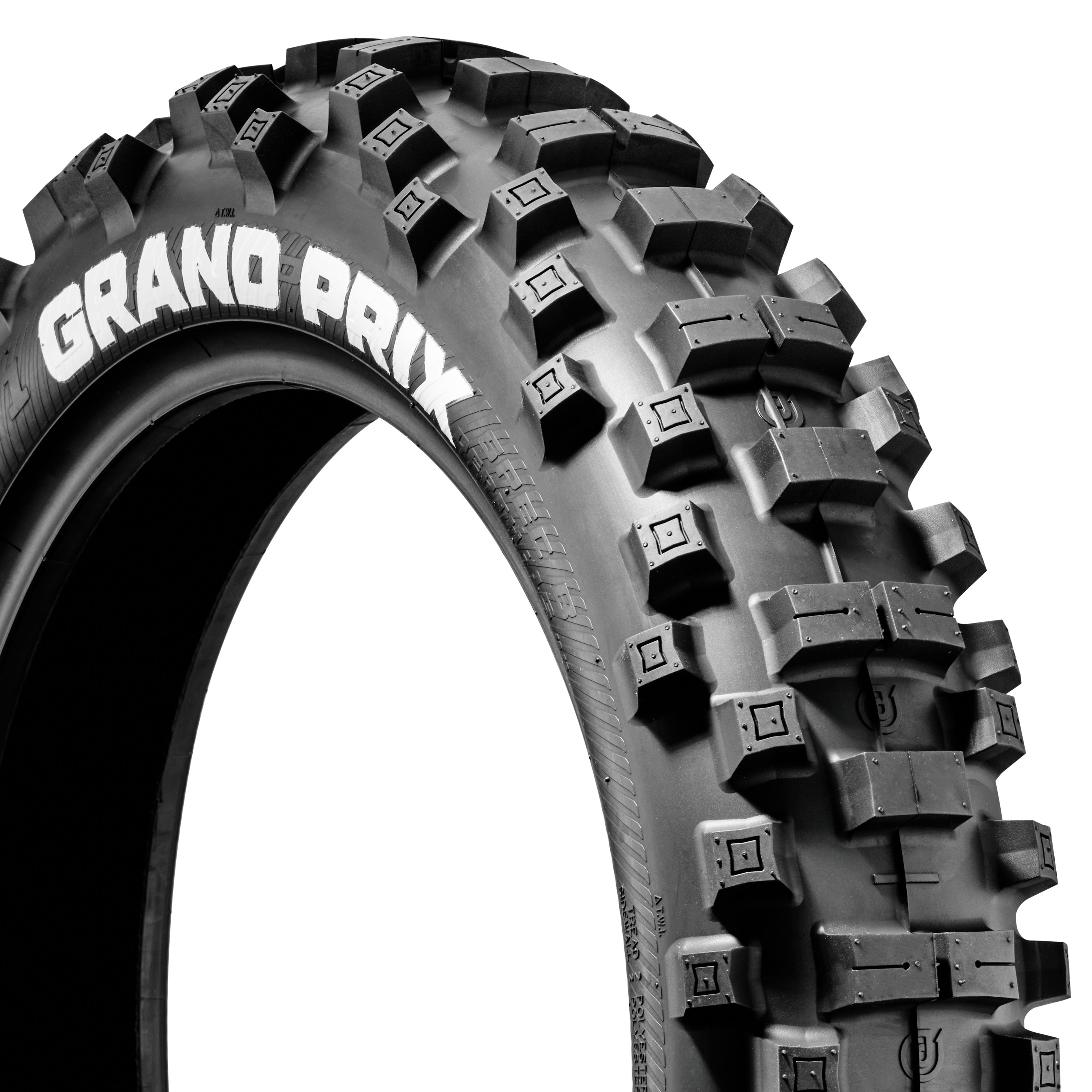 EN1 ENDURO GRAND PRIX Rear Spec B 15mm - 140 / 80 – 18 – Plews Tyres